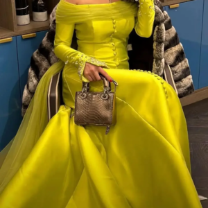 Saudi Arabia Evening Dresses Women Long Sleeves Prom Dresses Off The Shoulder Floor Length Pleated Beadings Formal Party Dresses