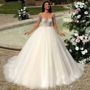 Luxury Crystal Beaded V-Neck Wedding Dress Sexy Backless Floor-Length Long Sleeve Bridal Dress Vestidos De Novia Customized 2025