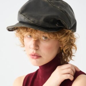 Hand-rubbed color niche do old heavy industry handsome waste soil wind washed leather asymmetrical newsboy hat