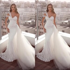 New White Lace Wedding Dresses Mermaid One Shoulder Backless Bridal Dress With Tulle Train Beach Garden Vestido De Noiva