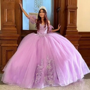 Customized Purple Princess with Lantern Sleeves Quinceanera Dress Lace Appliques Saudi Arabric Vestido De Formatura Graduaction