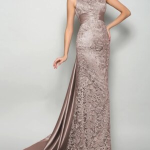 A-Line Princess Elegant Mother of the Bride Dress Formal Evening Gown High Neck Sleeveless Court Train 2025 Free Customized