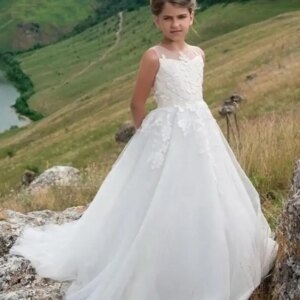 Custom Long Ivory Flower Girl Dress Floor-length Kids dresses Lace Tulle Skirt First Communion Gowns Appliques Ball Gowns Gown