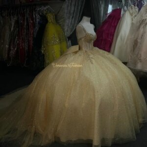 Gold Illusion Beading Crystal Ball Gown Quinceanera Dresses Spaghetti Strap Appliques Lace Bow Sweet 16 Vestido De 15 Anos