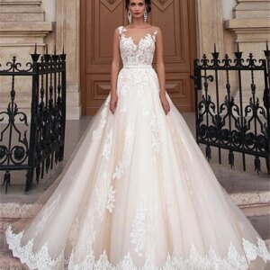 Exquisite New Tulle Wedding Dresses Sweetheart Neck Sleeveless Bridal Gown Backless Appliques A-Line Dress Long Vestido De Novia