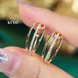 KUGG 100% 18K Yellow Gold Earrings Fashion Shiny Design 0.30carat Real Natural Diamond Stud Earrings for Women Wedding Jewelry