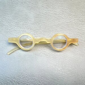 Eyeglass Frames Unique Round Vintage Handmade Honey Horn Prescription Reading Man Women’s Glasses Frames Lenses Eyeglasses