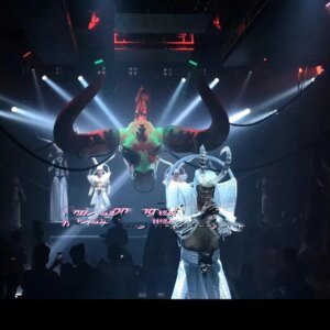 Customized large-scale party costumes Niujiao Niutou props Theater-style bar costumes
