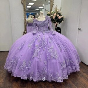 Lavender Scoop Quinceanera Dress Sweet Beading Appliques Lace 16 Year Old Girl Long Sleeved Princess Birthday Party Ball Dress