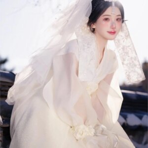Travel photo suit dress wedding family costume tradition