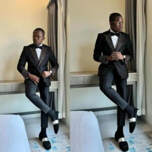 Modern Beaded Men Tuxedos 2 Piece Set Jacket Pants Double Breasted Wedding Suit Customized Groom Wear Party Evening Suits