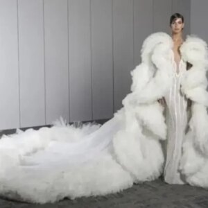 luxury Fully long dress with ruffles cape tulle cloak Wedding attire Fashion Stage cloak custom party prom dress