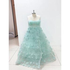 Chic Appliques Lace Evening Dresses Customized Spaghetti Strap A-Line Gowns Formal Occasion Sleeveless Sweep Train Party Dress