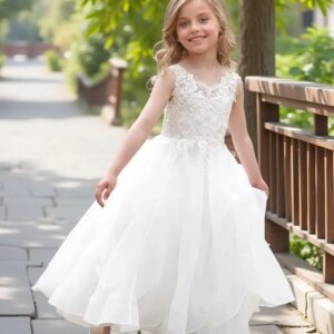 Party white dress Flower Girl Dresses for Wedding Lace Appliques Pageant Dress Tulle Sleeveless Birthday Ball Gown for Girls