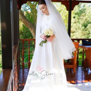 Satin O-neck Neckline Long Sleeves Sweep Train 3D Flowers with beaded A-line Custome Wedding Dress with Zipper Bridal Dresses