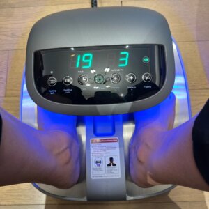 2025 Latest Design Thz P01 Black Titanium Energy Pedal Massage Machine Terahertz RF Thermal Blood Circulation Foot Massager