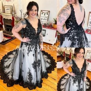 Gothic V Neck Wedding Dresses Black White Embroidered Mexican Bridal A Line Couture Long Formal Occasion vestidos Customised