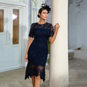 Customized Classic Lace Appliques Mother Of Bride Dresses Simple Ruffles Mermaid Mom Gowns Short Sleeve Knee-Length Wedding Part