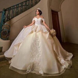 Customized Champagne Color Quinceanera Dresses for Girls Off the Shoulder Appliques Beads Ruched Vestidos De 15 Quinceanera