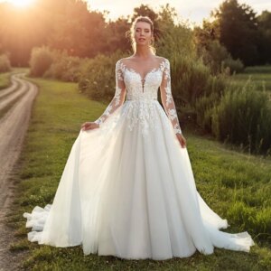 Illusion Neck A Line Wedding Dress for Women Lace Appliques Button Back Bridal Dresses Full Sleeve Tulle Garden Robe De Mariage
