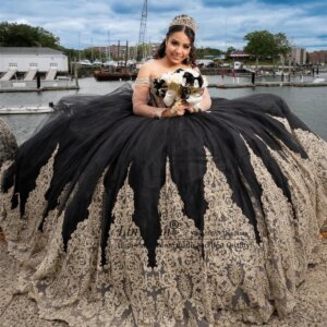 Princess Appliques Lace Quinceanera Dress Ball Gown Sweet 16 Dress Off The Shoulder 3D Flowers Corset Vestidos De 15 XV Años