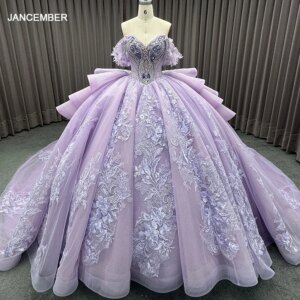 Sweet Purple Princess Ball Gown Quinceanera Dresses 2024 Beaded Lace Flower Customized Crystals 15 Dress Vestidos De 16 Años