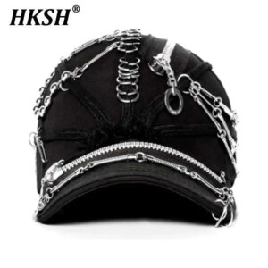 HKSH Darkwear Punk Niche Design New Trend Handmade Heavy Metal Zipper Gothic Dirty Braid Dark Chains Hat Fashion Chic Men HK3385