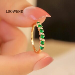 LUOWEND 100% 18K Yellow Gold Rings Classic Design Shiny Diamond Natural Swat Emerald Ring for Women High Wedding Jewelry