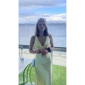 Luxury Yellow Women Prom Dresses Halter Sleeveless Floor Length Straight Slim Fit Formal Female Evening Party Banquet Gowns