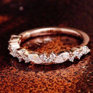 Provence Minimalist Wedding band for Women DEF/VS Lab Diamonds set Solid Gold Engagement band Cocktail ring Tail Ring Custom