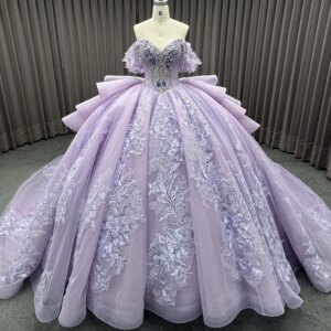 Customized Lavender Quinceanera Dress Elegant Applique Lace Beads Tulle Princess Birthday Party Sweet 16 Dress Lsmc14