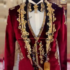 Burgundy Velvet Groom Wedding Suits Beaded Crystals Prom Blazer Customized 3-Piece Sets Man Formal Party Wedding Groom Tuxedo