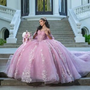 Customized Purple Off Shoulder Bow Quinceanera Dresses Ball Gown Bead Applique Bow Birthday Luxury Dress 3D Flower