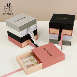 High quality transparent PE film display box suspension packaging custom jewelry box personalized logo chic ring bracelet