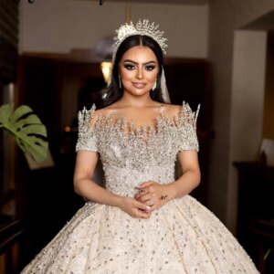 Luxury Ball Gown Wedding Dresses For Women With Rhinestones Off-The-Shoulder Bride Dresses Dubai Plus Size Bridal Gown African