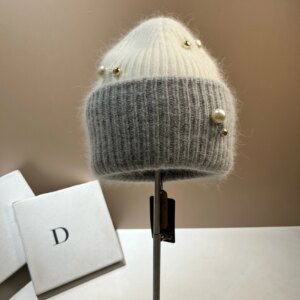 New winter Angora long rabbit fur knitted hat, fashionable pearl pullover hat, outdoor double-layer thickened warm ear protectio