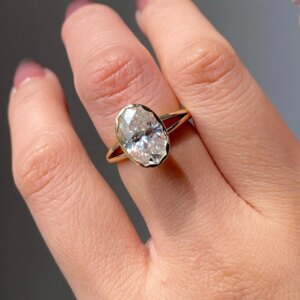 White Oval Diamond Engagement Ring Edging Set Wedding Ring 3.00 ct Solitaire Diamond Pendant Ring Yellow gold