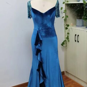 Elegant Mother of the Groom Dresses 2024 V Neck Wedding Guest Woman Dress Velvet Long Party Dress Short Sleeves Customized 
