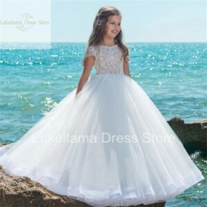Flower Girl Dresses Tulle Puffy Appliqued Boho Short Sleeve For Weddings Party First Communion Pageant Gown