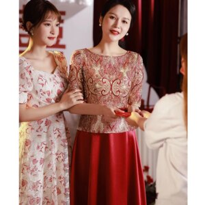 Wine Red Mother Of The Groom Dresses Elegant Round Neck A-Line Tea-Length Women Formal Gowns For Wedding Party