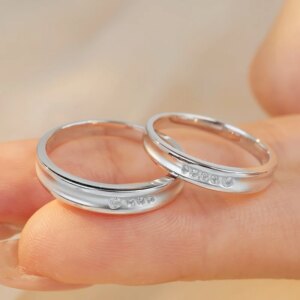 Custom Designer PT950 Platinum Ring Set with Lab-Grown Diamonds – Simple Accent Design Couples Engagement & Wedding Rings
