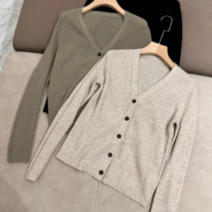 Solid Color Women’s Knitted Cardigan Bead Chain V-Neck Long Sleeve Single Breasted Casual Ladies Sweater