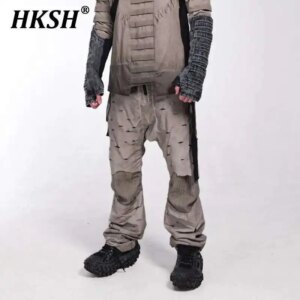 HKSH Autumn New Men’s Punk Tide Waste Soil Mud Dyeing Hollow Hole Broken Crotch Splicing Cotton Ninja Cargo Pants Women’s HK3351
