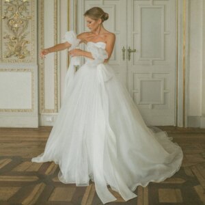 Sweetheart Neck Organza Wedding Dress With Puffy Short Sleeves A Line Lace Up Back Elegant Bridal Gown Robe De Mariée TSWD633