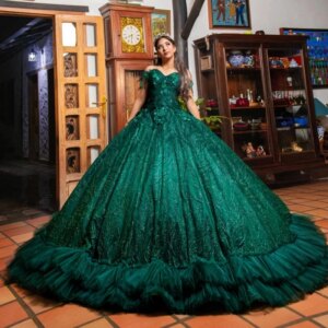 Blackish Green Shiny Quinceanera Dresses Off Shoulder Ball Gown Sweet 16 Dress Beading Crytal Tiered Tull Birthday Party Vestido