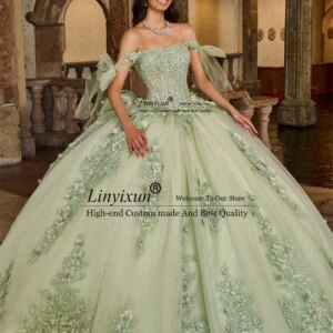 Luxury Princess Ball Gown Quinceanera Dresses Beads Lace Appliques Crystals Beads Wedding Gown Prom Party Sweet 16 Dress