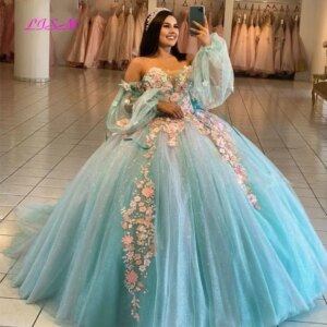 Ice Blue Ball Gown Quinceanera Dresses Off Shoulder Long Sleeve Corset Closure Sweep Train Appliques ballkleider prinzessin