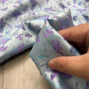 The new product features a refreshing blue base with purple floral brocade fabric Chinese-style small cover for armored clothing