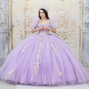 Trendy Sweetheart Quinceanera Dresses for Girls Lantern Sleeves Rhinestones Tulle Ball Gown Vestidos De 15 Anos