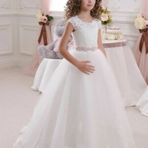 Flower Girl Dresses White Tulle Puffy Lace Applique With Pink Belt Sleeveless For Wedding Birthday Party First Communion Gowns
